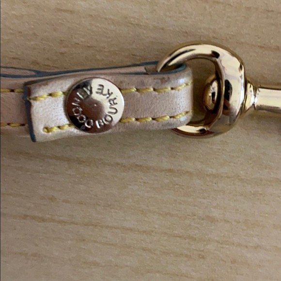 Dooney & Bourke Heart Wristlet - Picture 6 of 6